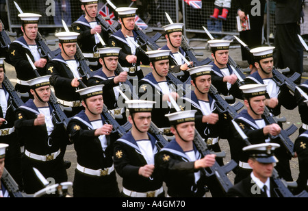 London Lord Bürgermeister zeigen Royal Navy Matrosen marschieren selektiven Fokus Stockfoto