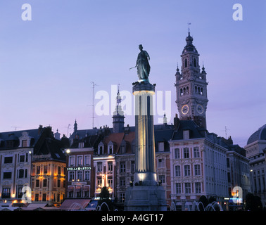 Street Scene rue Charles-de-Gaulle Lille Hauts de Frankreich Frankreich Stockfoto