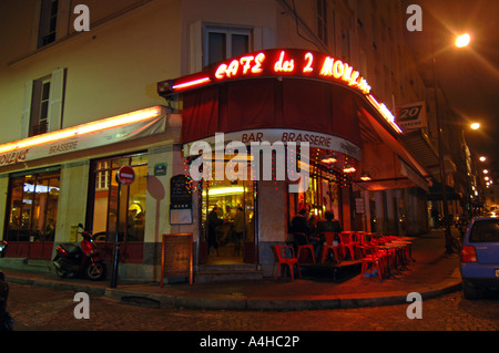 Cafe des Deux Moulin Paris Frankreich, Drehort für die Aufnahme des Filmes Amelie Stockfoto