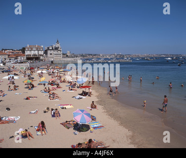 Sicht auf Strand und Küste, Cascais, Estoril Küste, Estremadura, Portugal Stockfoto