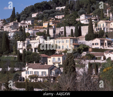 Villen am Hang, Saint-Paul de Vence, Alpes-Maritimes, Provence-Alpes-Côte d ' Azur, Frankreich Stockfoto