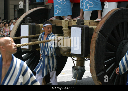 Detail der Holzkonstruktion des Festival Float von Gion Matsuri in alten Kyoto Kansai Japan Asien Stockfoto