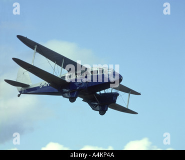 de Havilland Rapide in den Himmel über Inverness, Highland Region. Schottland. Vereinigtes Königreich.   GAVM 2037-85 Stockfoto