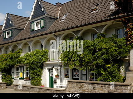 Industrielle Wohnsiedlung (ab 1910) erhalten Margarethenhöhe, Essen, Nord-Rhein-Westfalen, Deutschland. Stockfoto