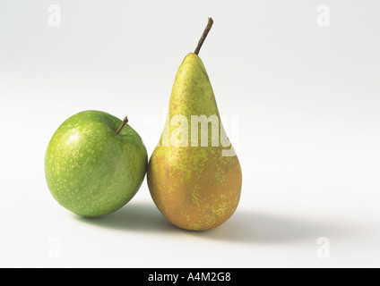Birne und Apfel Stockfoto