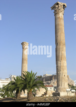 Spalten im Tempel des Olympischen Zeus Stockfoto