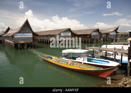 Malaysia Borneo Sabah Semporna Hafen Dragon Inn schwimmendes hotel Stockfoto
