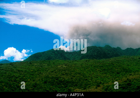 Smoking Soufriere Hills Vulkanausbrüche ab 1995 Plymouth Hauptstadt von Montserrat zerstört und etwa 19 Todesopfer Stockfoto