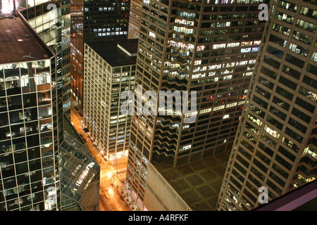 Blick hinunter auf South Wacker in Chicago Stockfoto