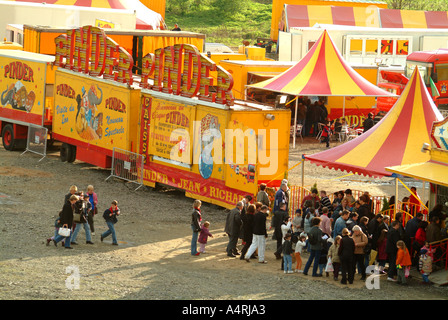 circusMBF1560 St Etienne Loire Rhonetal Frankreich den berühmten Circus Pinder, eines der großen Spektakel kommt in St Etienne Stockfoto