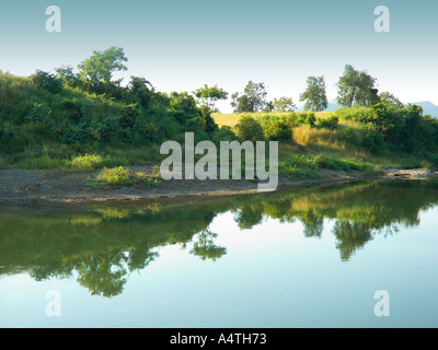 Landschaft mit Reflexion Kondivade Karjat Mumbai Bombay Maharashtra Indien Stockfoto