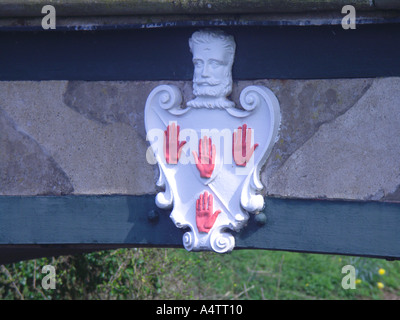 Homersfield Brücke Schild mit vier roten Händen Suffolk England Stockfoto