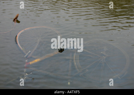 Unterwasser-Fahrrad Stockfoto