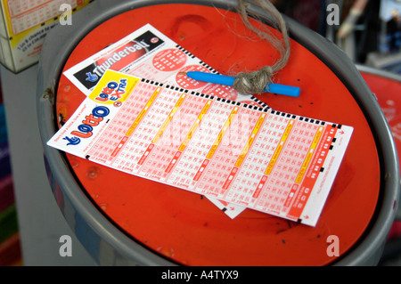 Nationale Lotterie rutscht England UK Stockfoto