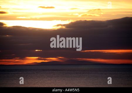 Sonnenuntergang über Nordirland aus Mull of Galloway, Schottland Stockfoto