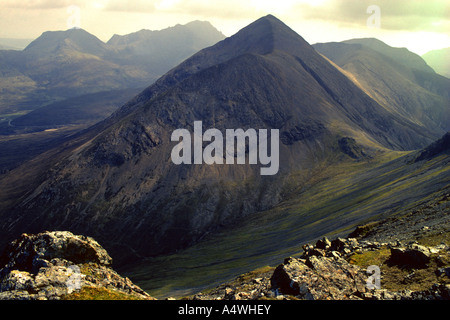 Beinn Dearg Mhor aus Glamaig. Western Red Hills, Strathaird, Isle of Skye, innere Hebriden, Schottland, Großbritannien, Europa. Stockfoto