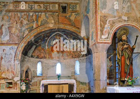 Romanische Fresken in der Kirche St. Jakob, grissian, Südtirol, Italien Stockfoto