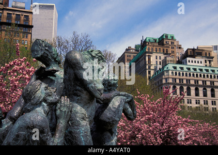 Einwanderer-Statue im Battery Park Lower Manhattan New York NY Stockfoto