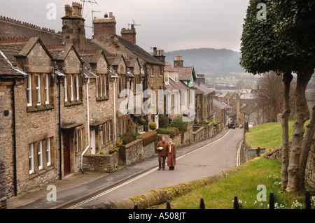 Foto von Howard Barlow BAKEWELL in HIGH PEAK wieder aus der Stadt zu Fuß Stockfoto