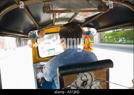 TU Tuk-Taxi auf Straßen von Bangkok Thailand Stockfoto