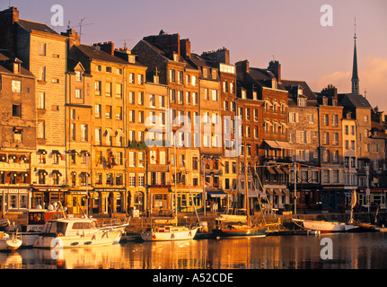 Alten Hafen, Honfleur, Normandie, Frankreich Stockfoto