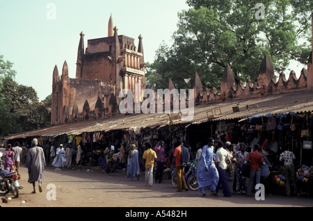 Painet hn1704 3086 Mali Zentralmarkt Bamako Land sich entwickelnde Nation entwickelt weniger wirtschaftlich aufstrebenden Kultur Stockfoto
