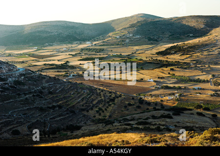 Landscape Paros Island Pachnias hills in NE and rural agricultural fields Greece Stockfoto