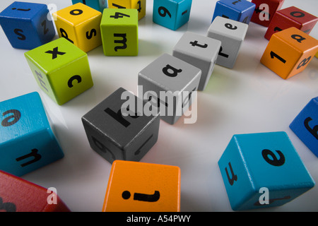 Kinder Bausteine Rechtschreibung aus Hass 3 0f 4 Bilder Stockfoto