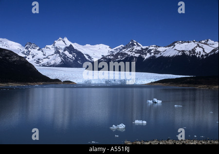 Perito Moreno Gletscher und Lago Argentino, in der Nähe von El Calafate, Nationalpark Los Glaciares, Patagonien, Argentinien Stockfoto