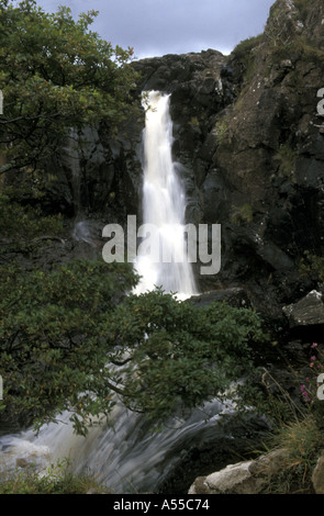 OBEREN EAS FORS IN DER NÄHE VON BALLYGOWEN ISLE OF MULL WESTLICHEN SCHOTTLAND Stockfoto