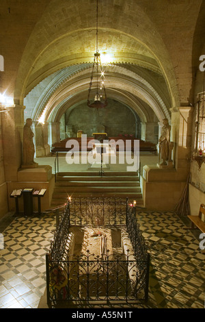 BAUDENKMALS KRYPTA - SAINT GILLES - GARD - FRANKREICH Stockfoto