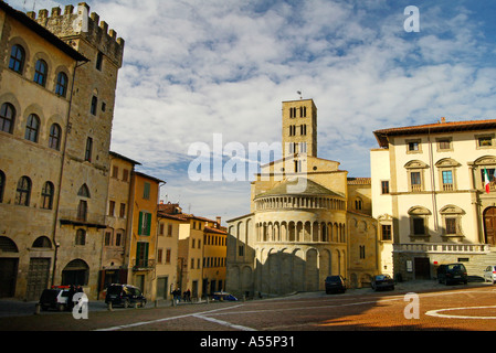 Die abgerundeten hinteren Apsis der Pieve Pfarrei Kirche von Santa Maria Arezzo Toskana Italien im 9. bis 11. C gebaut Stockfoto
