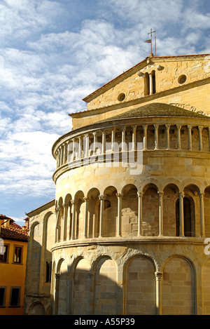 Die gerundeten hinteren Apsis Pieve Pfarrei Kirche der Santa Maria Arezzo Toskana Italien im 9. bis 11. Centurie gebaut Stockfoto