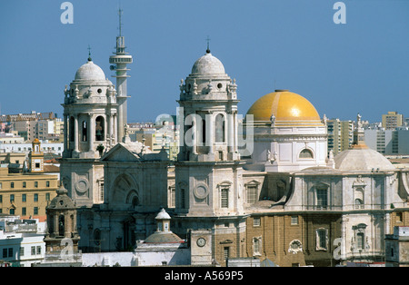 Cadiz - Blick vom Torre Tavira Kathedrale Nueva Catedral - Andalusien-Spanien Stockfoto