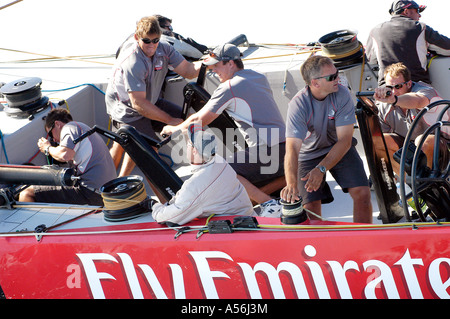 Emirates Team New Zealand Rennen in NZL-81 im Louis Vuitton Acts 2 und 3 in Valencia für den 2007 32. Americas Cup Stockfoto