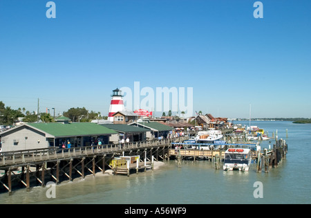 Boardwalk am John übergeben, Madeira Beach, in der Nähe von St. Petersburg Beach, Golfküste, Florida Stockfoto