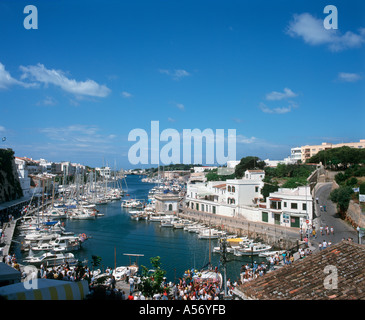 Blick über den alten Hafen, Ciutadella (Ciudadela), Menorca, Balearen, Spanien Stockfoto