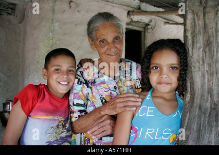 Painet ja1311 Venezuela Familiengruppe Castano abgelegenen Dorf hills Barquisimeto Lara Staat Lateinamerika Süd Porträt Gesicht Stockfoto