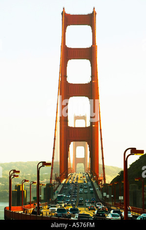 USA, Kalifornien, San Francisco, Verkehr auf der Golden Gate Brücke Stockfoto