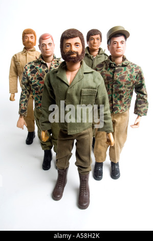 Toy Soldiers in Strapazen Stockfoto