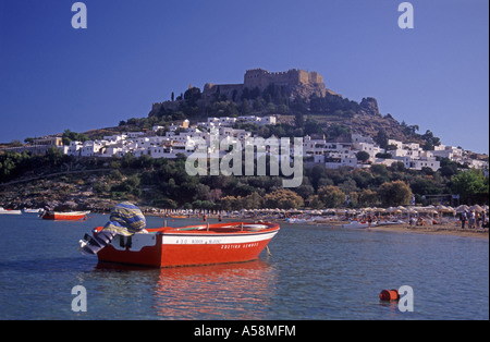 Lindos Bay und der Akropolis, Ägäis. Griechenland.  XPL 4857-456 Stockfoto