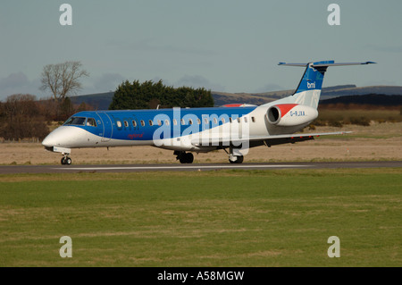 Embraer RJI45EP A regional Jet Airliner bedient BMI.   XAV 4844-454 Stockfoto