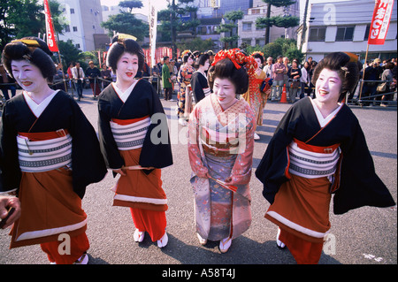 Japan, Tokio, Geishas, Jidai Matsuri Festival Sensoji Tempel Asakusa Stockfoto