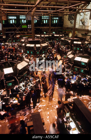 Blick nach unten auf Handelsraum der New York Stock Exchange Stockfoto