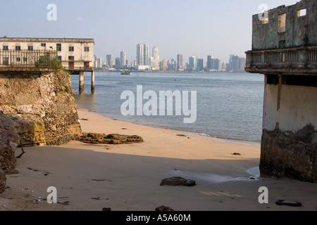 Panama City Skyline von der Altstadt aus gesehen. Panama City, Republik von Panama, Mittelamerika Stockfoto