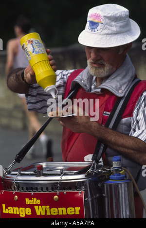 Wurst-Hersteller-Berlin-Deutschland Stockfoto