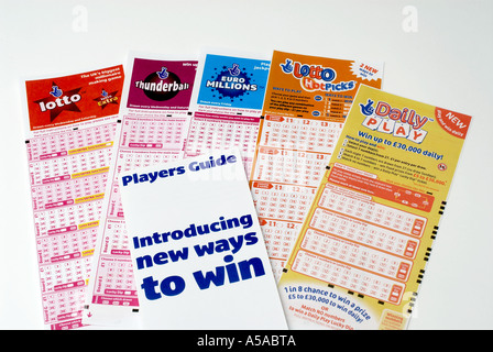 National, Lotto, spielen, Rutschen, Spiel, Karten, Tickets, National, Lotterie, Spiel, spielen, bilden, ticket, gewinnen, Spiel, national, Lotter Stockfoto