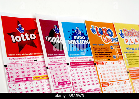National, Lotto, spielen, Rutschen, Spiel, Karten, Tickets, National, Lotterie, Spiel, spielen, bilden, ticket, gewinnen, Spiel, national, Lotter Stockfoto