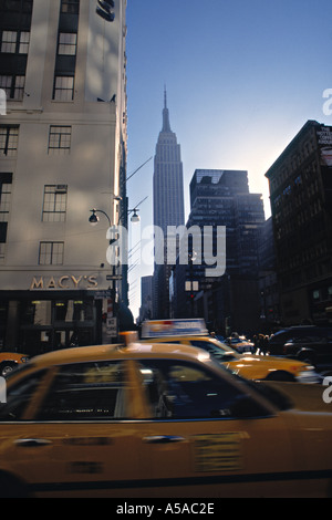 Macy's & Empire State Building, New York, USA Stockfoto