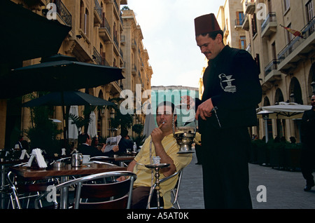 Ein Straßencafé in Beirut Stockfoto